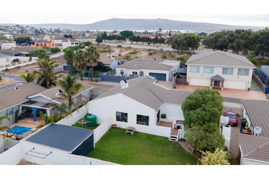 3 Bedroom Property for Sale in Country Club Western Cape